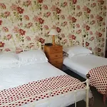 Dorchester House 4*