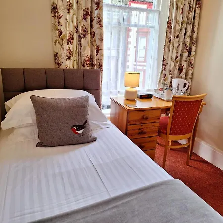 Dorchester House 4*