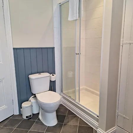 Casa de hóspedes Dorchester House 4*